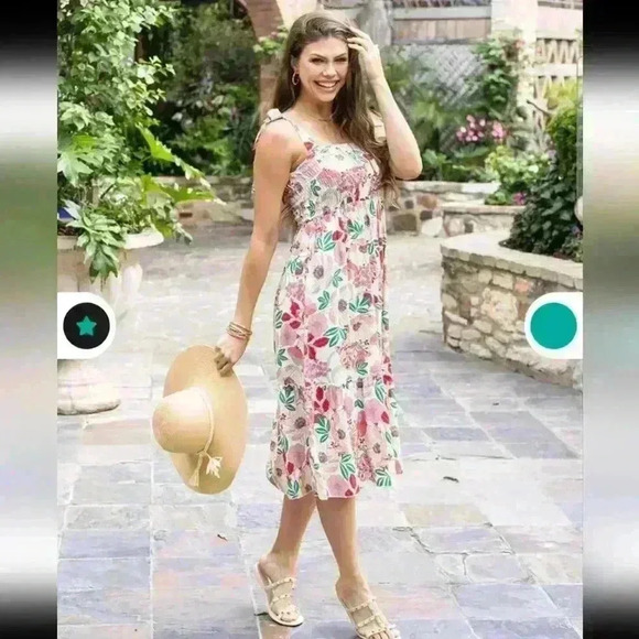 Grace & Lace Dresses & Skirts - Grace and Lace Tie-Shoulder Floral Dress Size Medium
